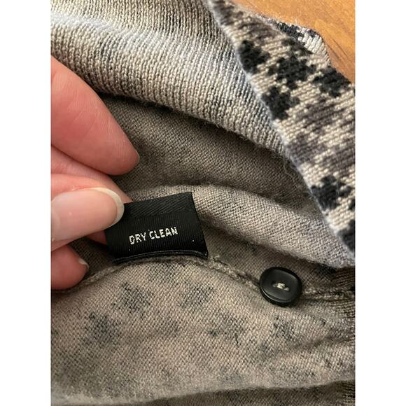 Murano Wool Mens Sweater Size Medium Beige Black Collared 1/4 Button Small Flaw - Picture 5 of 10